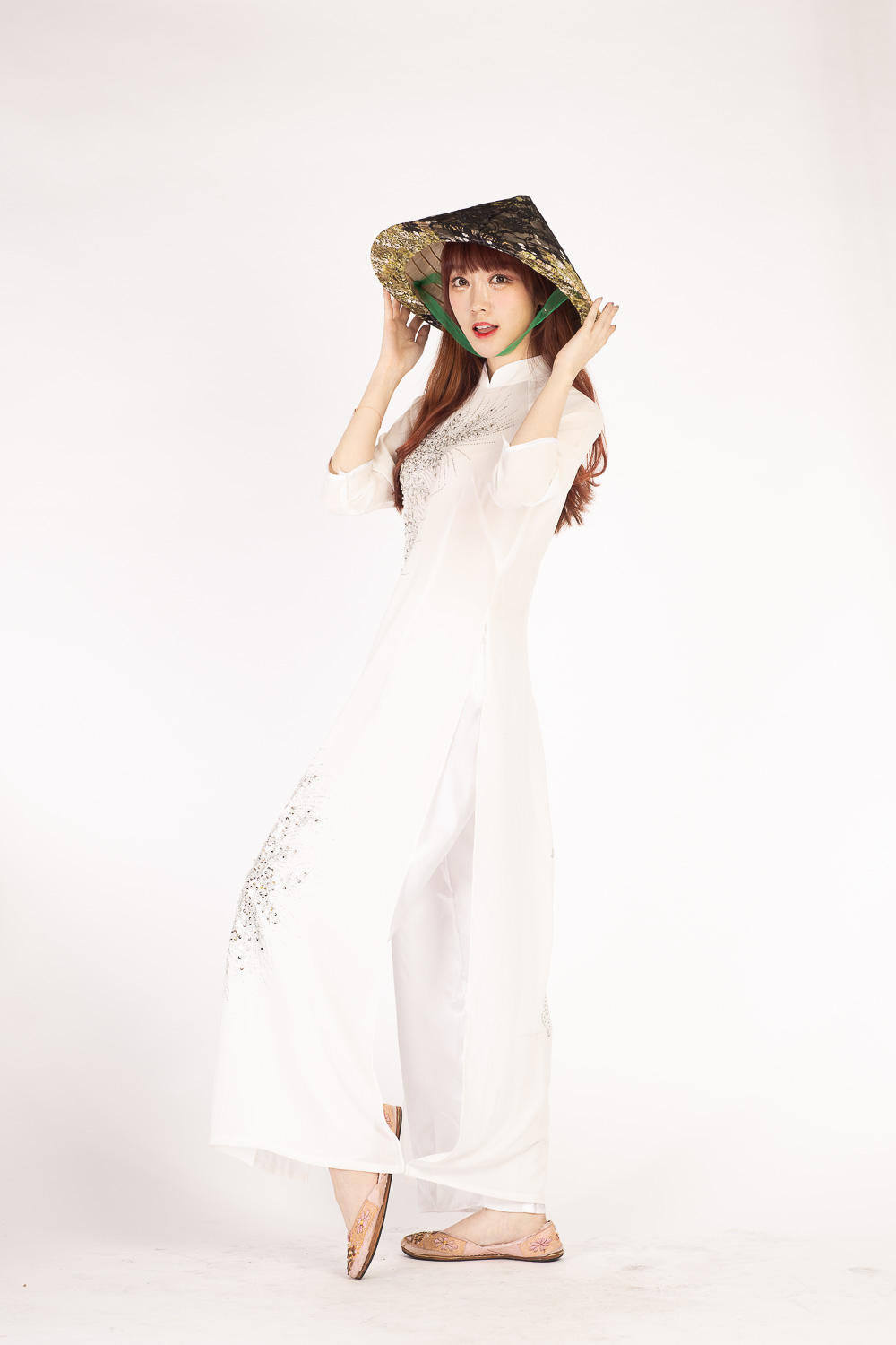 베트남-여 화이트