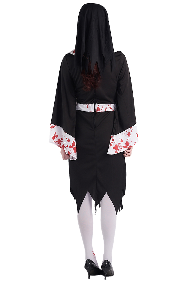 피흘리는수녀복